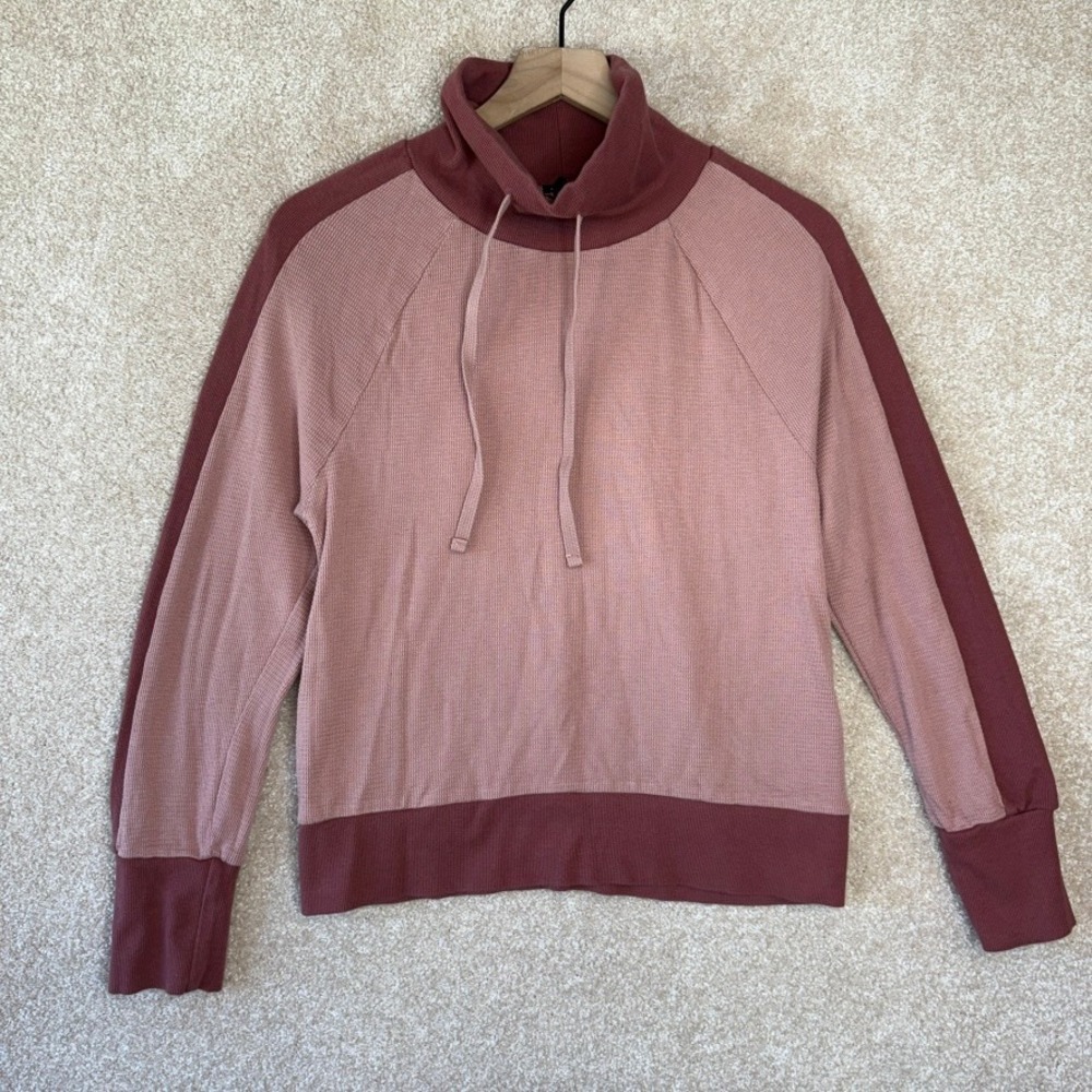 MONROW Funnel Neck Sweatshirt Size Medium M Pink‎ Colorblock